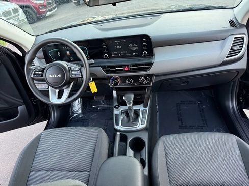 Used 2026 Kia Seltos LX AWD/4WD image 16