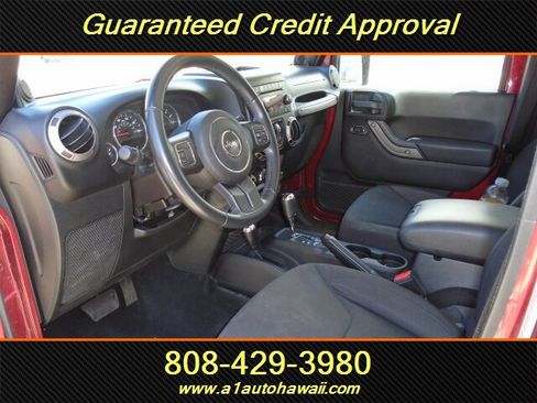 Used 2013 Jeep Wrangler Unlimited Sport image 5