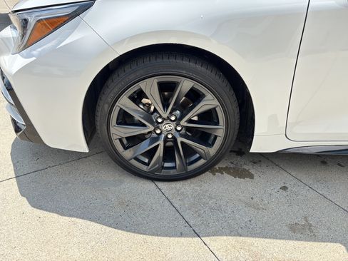 Used 2025 Toyota Corolla SE FWD image 33