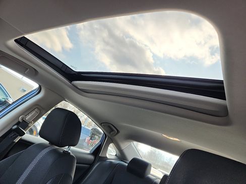 Used 2018 Honda Civic EX image 22