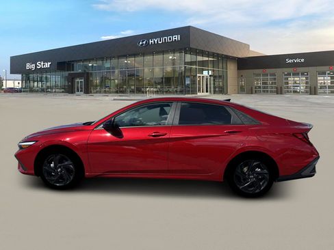 New 2026 Hyundai Elantra Sport image 3