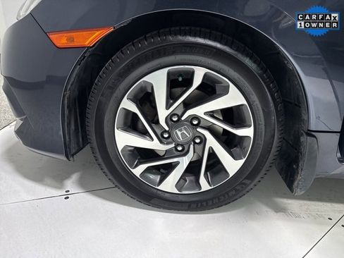 Used 2016 Honda Civic EX image 5