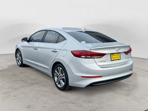 Used 2017 Hyundai Elantra Limited image 5