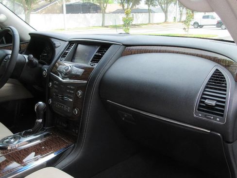 Used 2017 Nissan Armada SV image 31