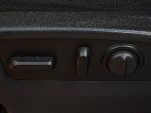 Used 2021 GMC Sierra 1500 Elevation image 14