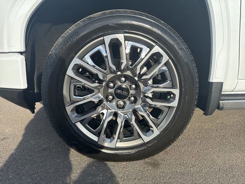 New 2026 GMC Sierra 1500 Denali Ultimate w/ LPO, Black Badging Package image 46