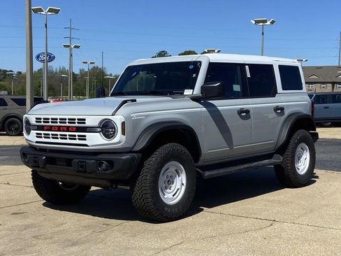 New 2026 Ford Bronco Heritage Edition AWD/4WD image 5