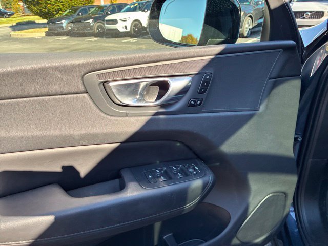 Used 2024 Volvo XC60 B5 Core w/ Protection Package Premier AWD/4WD image 30