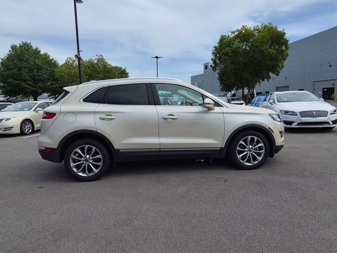 Used 2018 Lincoln MKC Select w/ Select Plus Package FWD image 4