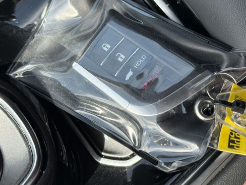 Certified 2023 Acura RDX FWD w/ Technology Package image 36