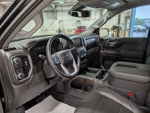 Used 2020 GMC Sierra 1500 SLT w/ SLT Premium Plus Package AWD/4WD image 16
