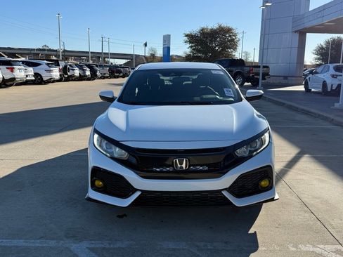 Used 2019 Honda Civic Sport image 9