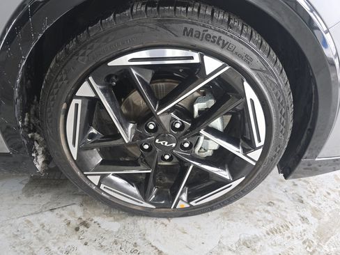 Used 2025 Kia K4 GT-Line w/ GT-Line Premium Package image 13