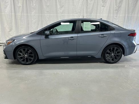 Used 2025 Toyota Corolla XSE image 4