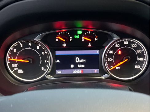 Used 2023 GMC Terrain SLT AWD/4WD image 19