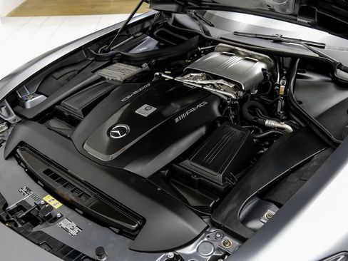 Used 2018 Mercedes-Benz AMG GT R image 49