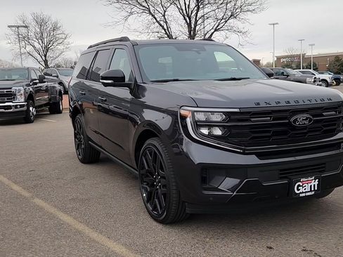 New 2026 Ford Expedition Platinum w/ Stealth Performance Package AWD/4WD image 6