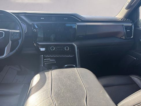 Certified 2023 GMC Sierra 1500 Denali w/ Denali Reserve Package image 11