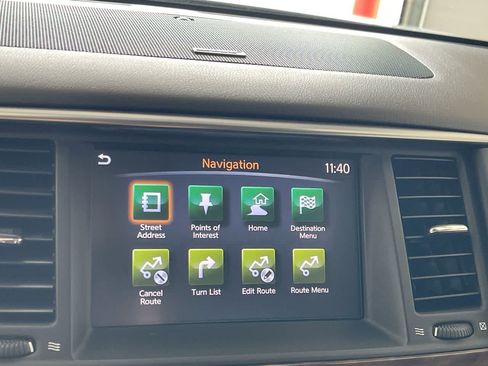 Used 2018 Nissan Armada SL w/ Moonroof Package AWD/4WD image 18