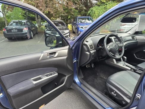 Used 2011 Subaru Forester 2.5X Touring AWD/4WD image 6