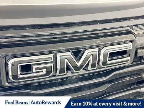 New 2026 GMC Terrain Elevation w/ Black Edition image 19