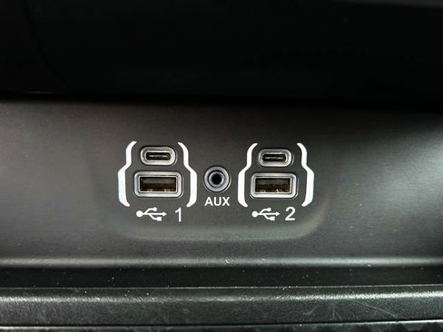 Used 2024 RAM 1500 Limited AWD/4WD image 27