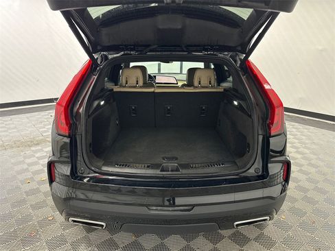 Used 2024 Cadillac XT4 Premium Luxury image 20
