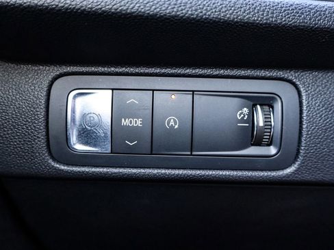 Certified 2024 Chevrolet Traverse LT image 24