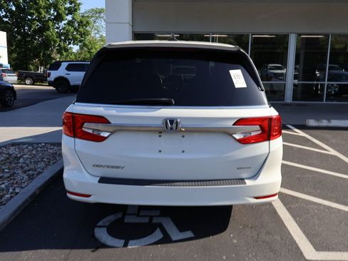 Used 2019 Honda Odyssey EX image 6