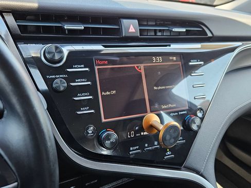 Used 2019 Toyota Camry XSE FWD image 20