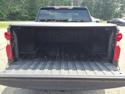 Used 2021 Chevrolet Silverado 1500 Custom w/ Rally Edition AWD/4WD image 9