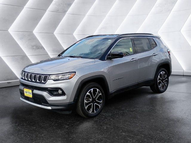 Used 2024 Jeep Compass Limited AWD/4WD image 2