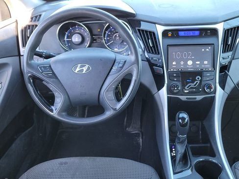 Used 2012 Hyundai Sonata GLS w/ Popular Equipment Pkg FWD image 9