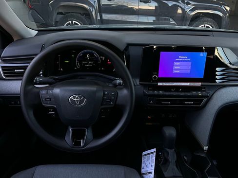 New 2026 Toyota Camry LE image 12