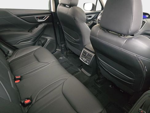 Used 2021 Subaru Forester Touring AWD/4WD image 13