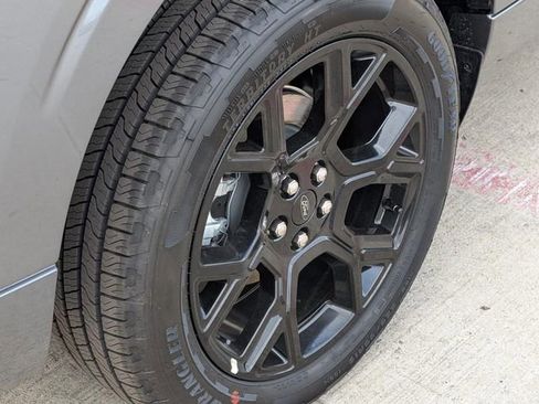 New 2026 Ford Maverick Lobo image 5