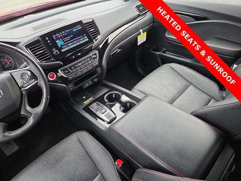 Used 2025 Honda Passport Black Edition image 13