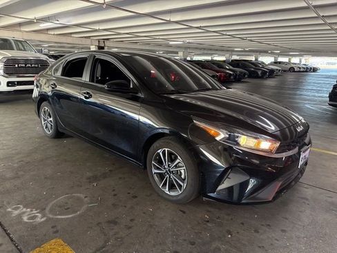 Certified 2024 Kia Forte LXS image 2