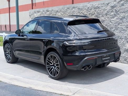 New 2025 Porsche Macan image 3