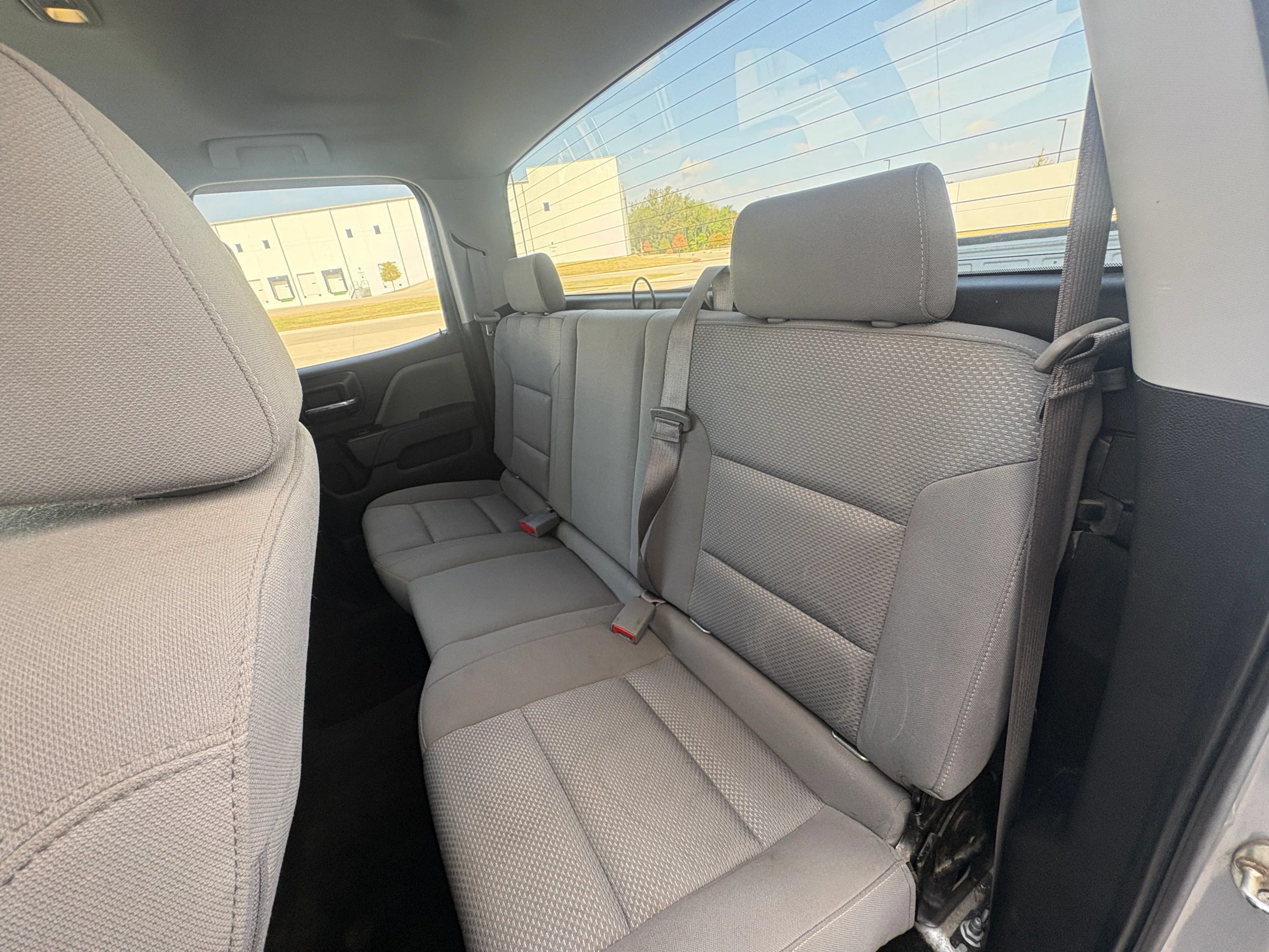 Used 2016 Chevrolet Silverado 1500 Custom w/ Custom Convenience Package RWD image 19