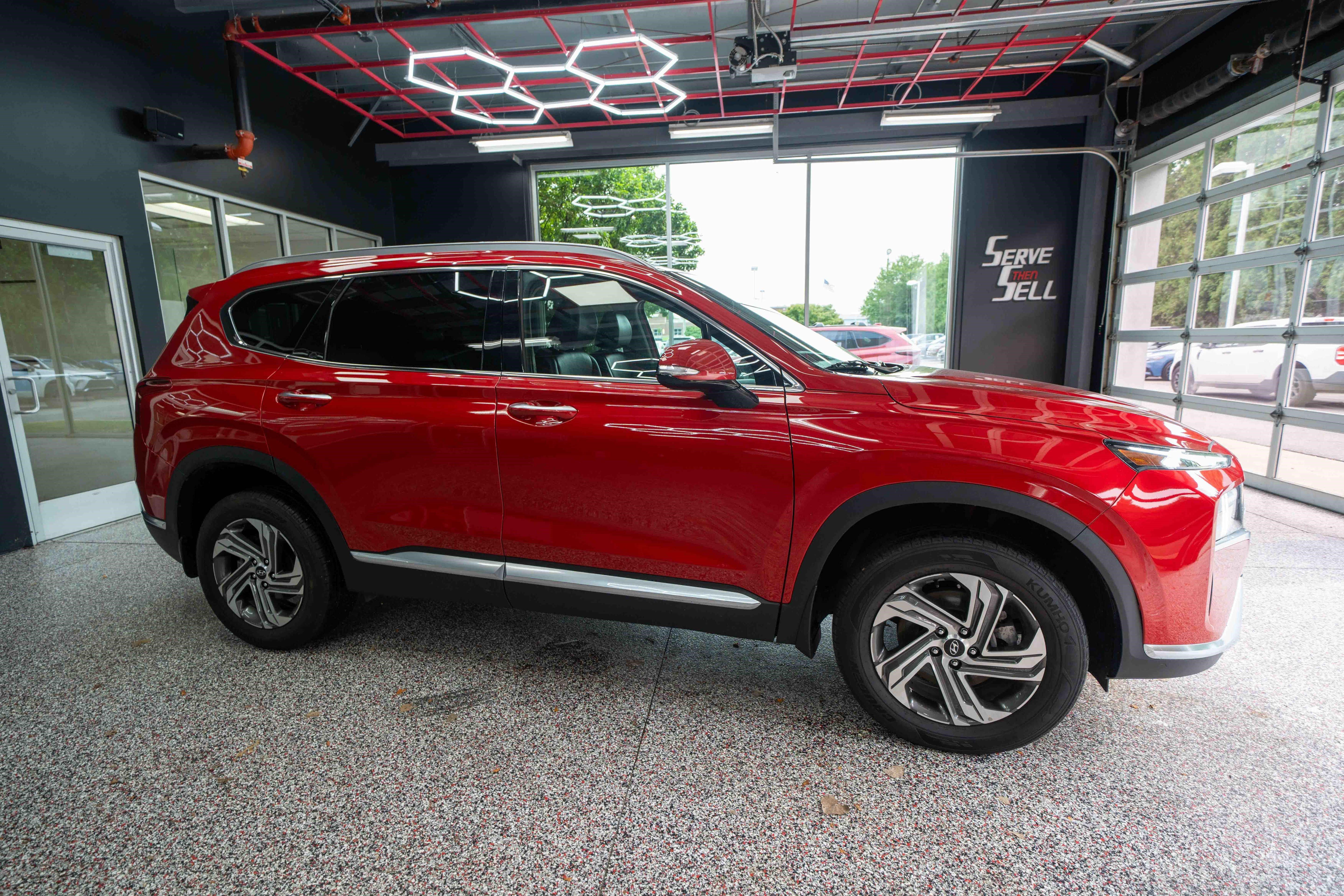 Used 2022 Hyundai Santa Fe SEL w/ Convenience + Premium Package AWD/4WD image 5