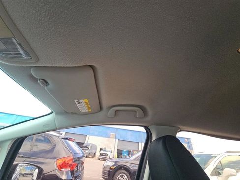 Used 2017 Honda Fit LX image 20