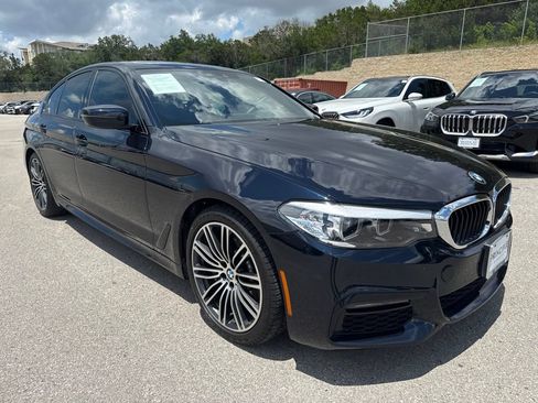 Used 2019 BMW 530i w/ M Sport Package RWD image 3