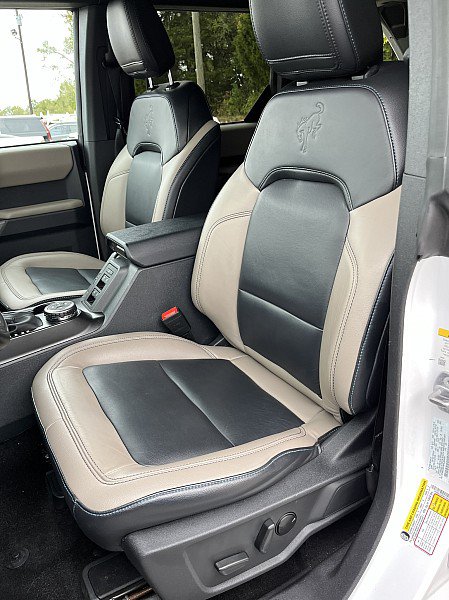 Used 2023 Ford Bronco Wildtrak AWD/4WD image 12
