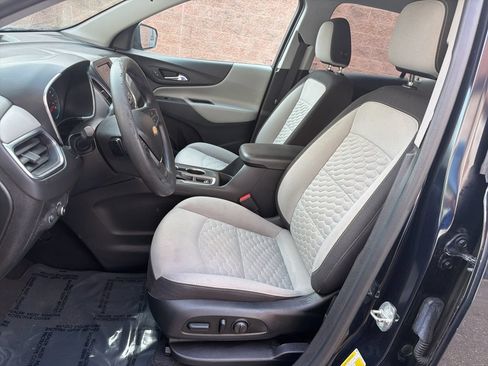 Used 2021 Chevrolet Equinox LT FWD image 14