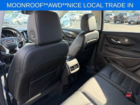 Used 2024 GMC Terrain Denali w/ Denali Premium Package AWD/4WD image 18