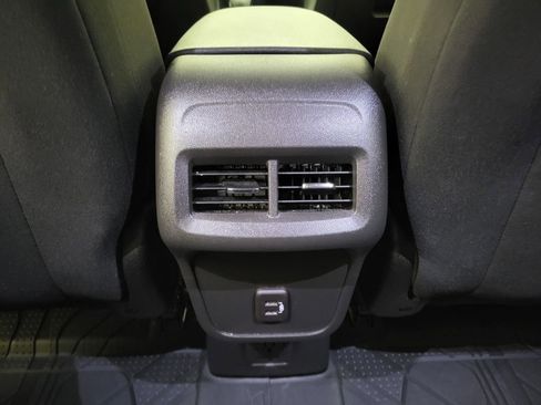 Certified 2024 Chevrolet Equinox LT image 38