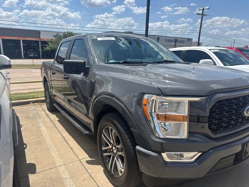 Used 2021 Ford F150 XL w/ STX Appearance Package RWD image 3
