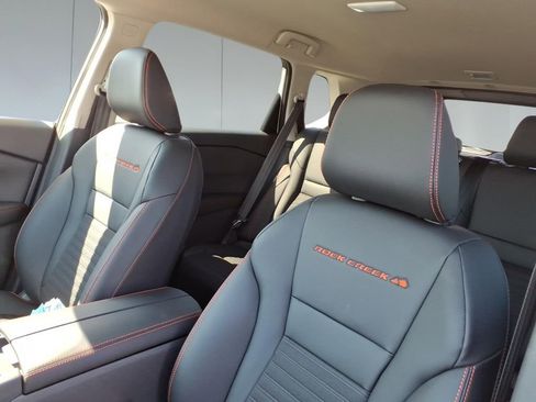 New 2026 Nissan Pathfinder Platinum FWD image 15
