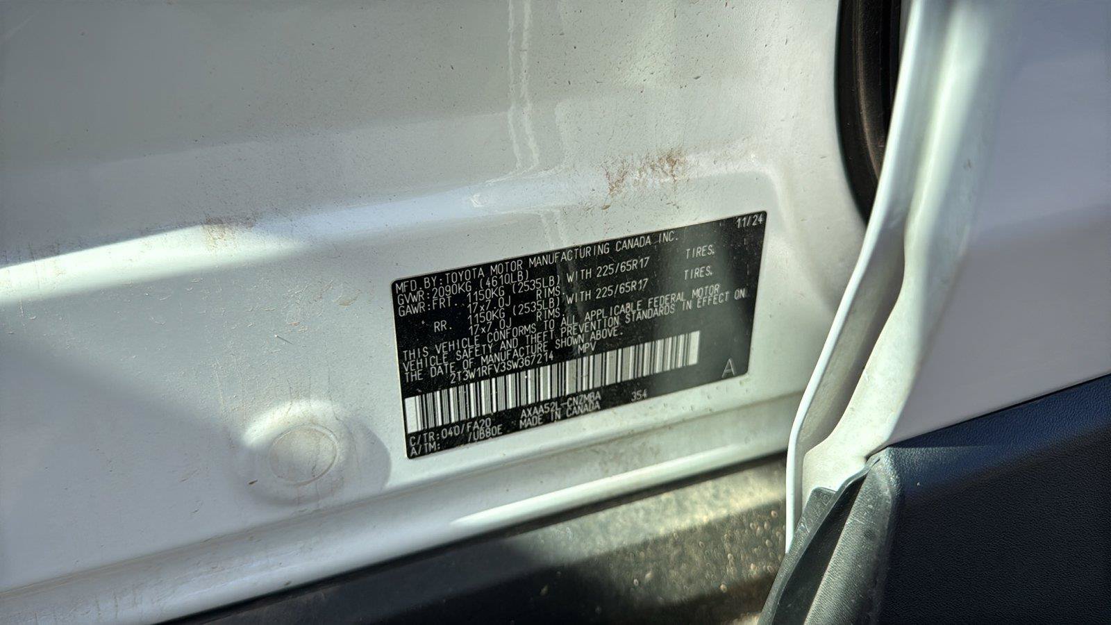 Used 2025 Toyota RAV4 XLE FWD image 20